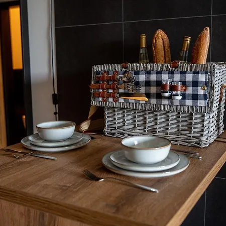 Hanza Tower Luxury Apartmán *