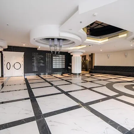 Hanza Tower Luxury שצ'צ'ין