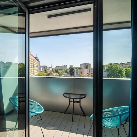 Hanza Tower Luxury דירה *