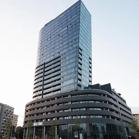 Hanza Tower Luxury Apartment *